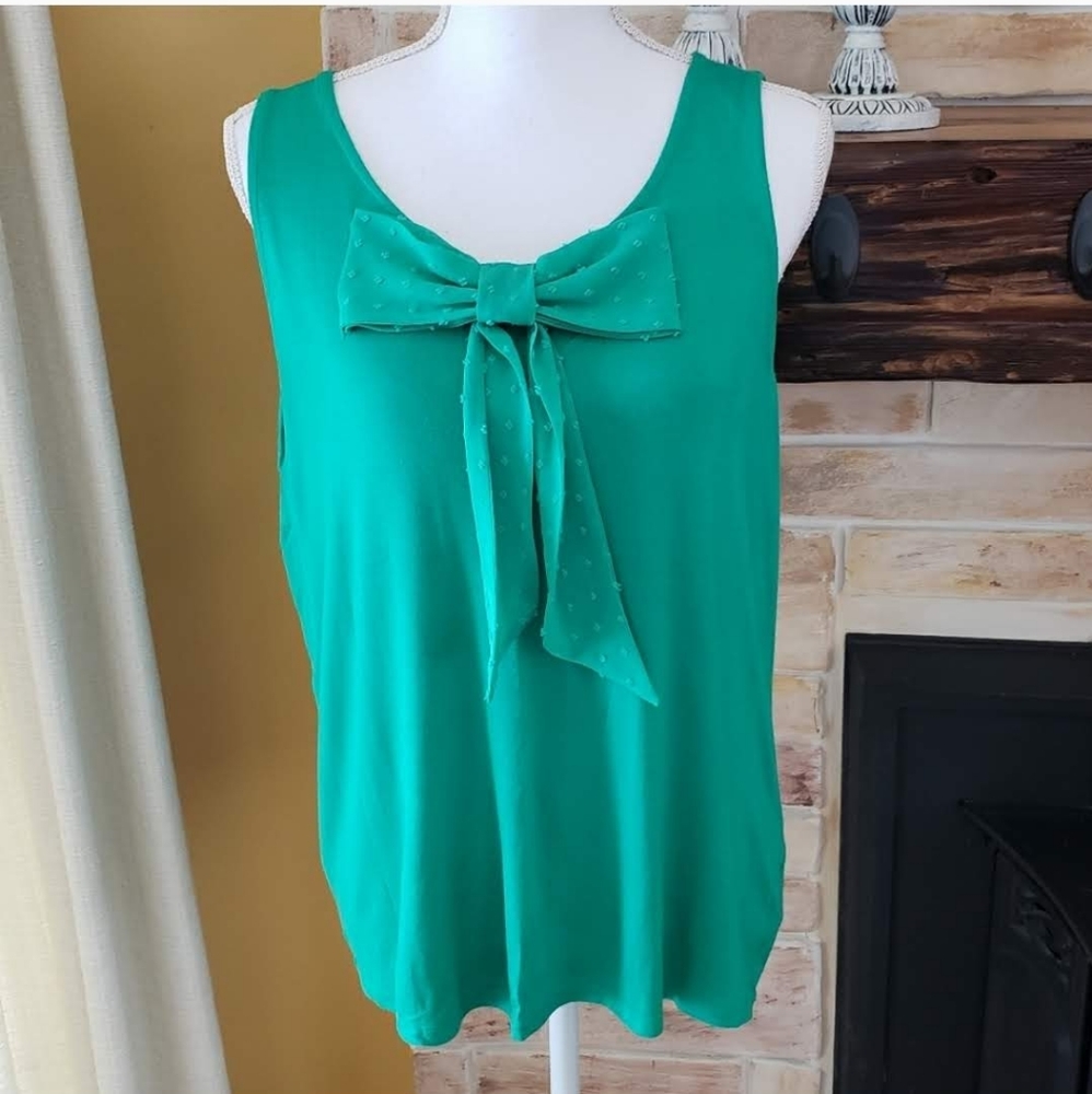 🍍Elle sleeveless top